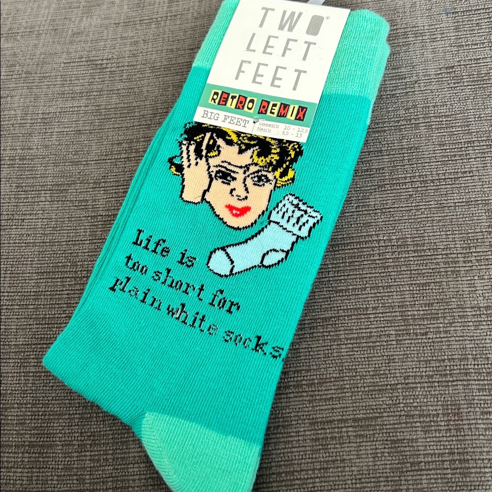 TWO LEFT FEET Retro Remix Crew Socks Life is too short Small feet size NWT